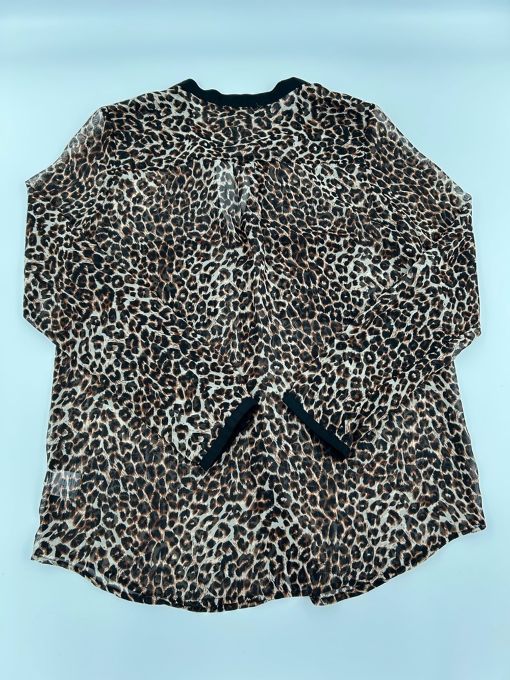 Leopard Print Sheer Olive & Oak Button-Up Top in Brown and Black M - Picture 9 of 9